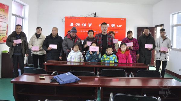 周憲超再次愛心捐助困難家庭受好評(píng)