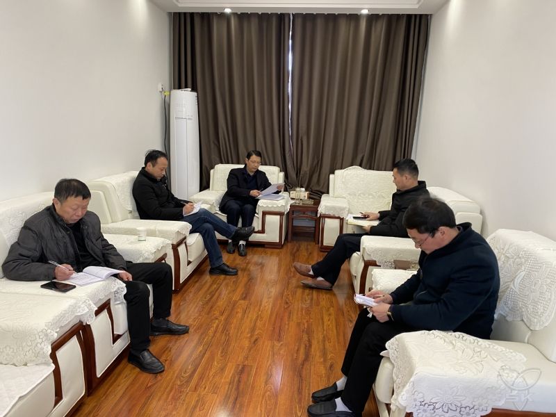 公司紀(jì)委學(xué)習(xí)傳達(dá)集團(tuán)公司全面從嚴(yán)治黨會議精神