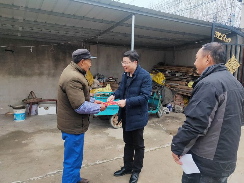 冼永帥走訪慰問(wèn)部分困難群眾