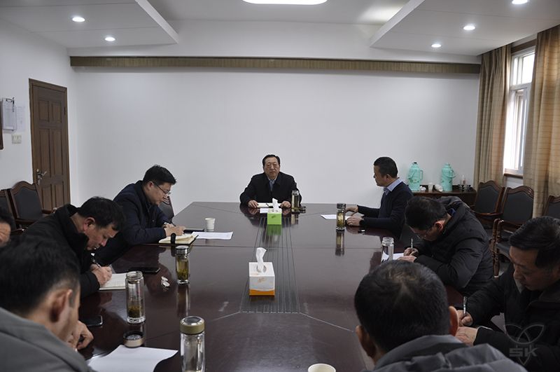 農(nóng)場公司召開八屆一次職代會(huì)籌備會(huì)議