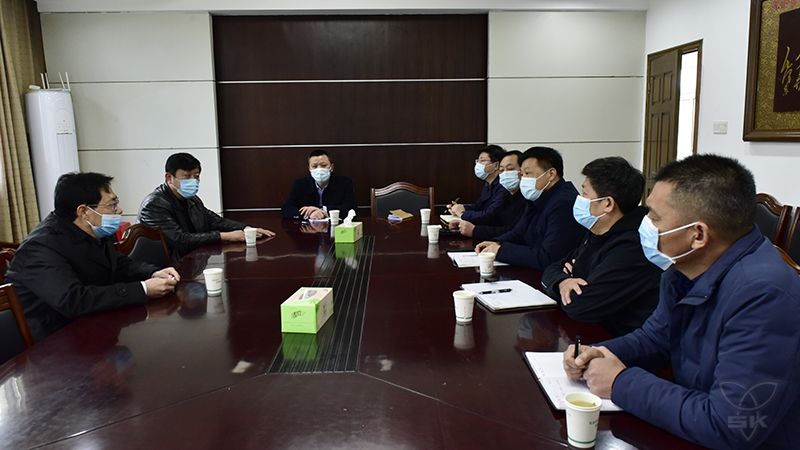 淮安區(qū)人大常委會主任胡啟新來農(nóng)場公司督查指導(dǎo)疫情防控