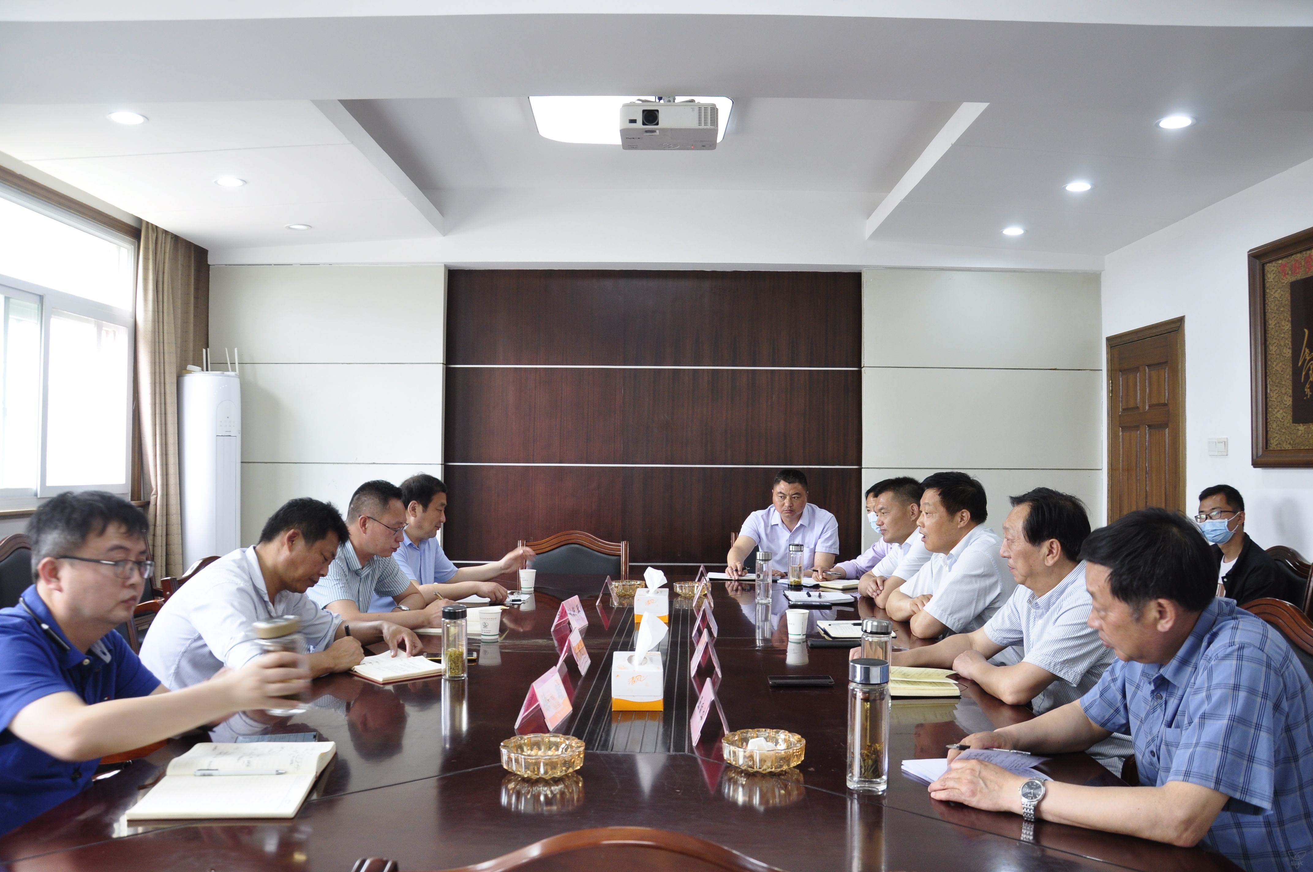 淮安區(qū)鄉(xiāng)村振興研究院到農(nóng)場公司調(diào)研