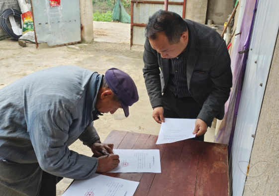 孫謝居委會(huì)：入戶走訪查危房 真情關(guān)愛暖民心