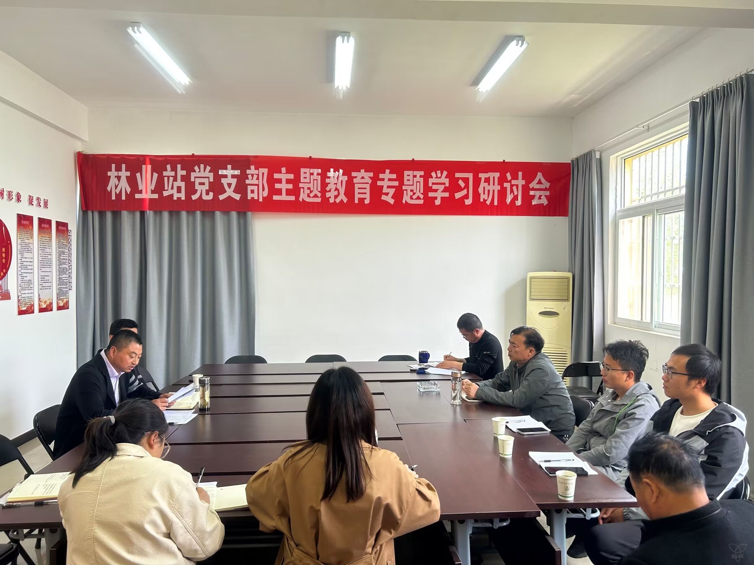 主題教育進行時丨林管站黨支部：深化理論武裝 凝心鑄魂聚力
