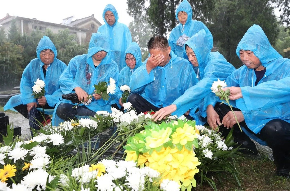 一場時隔47年 跨越生死的“團聚”