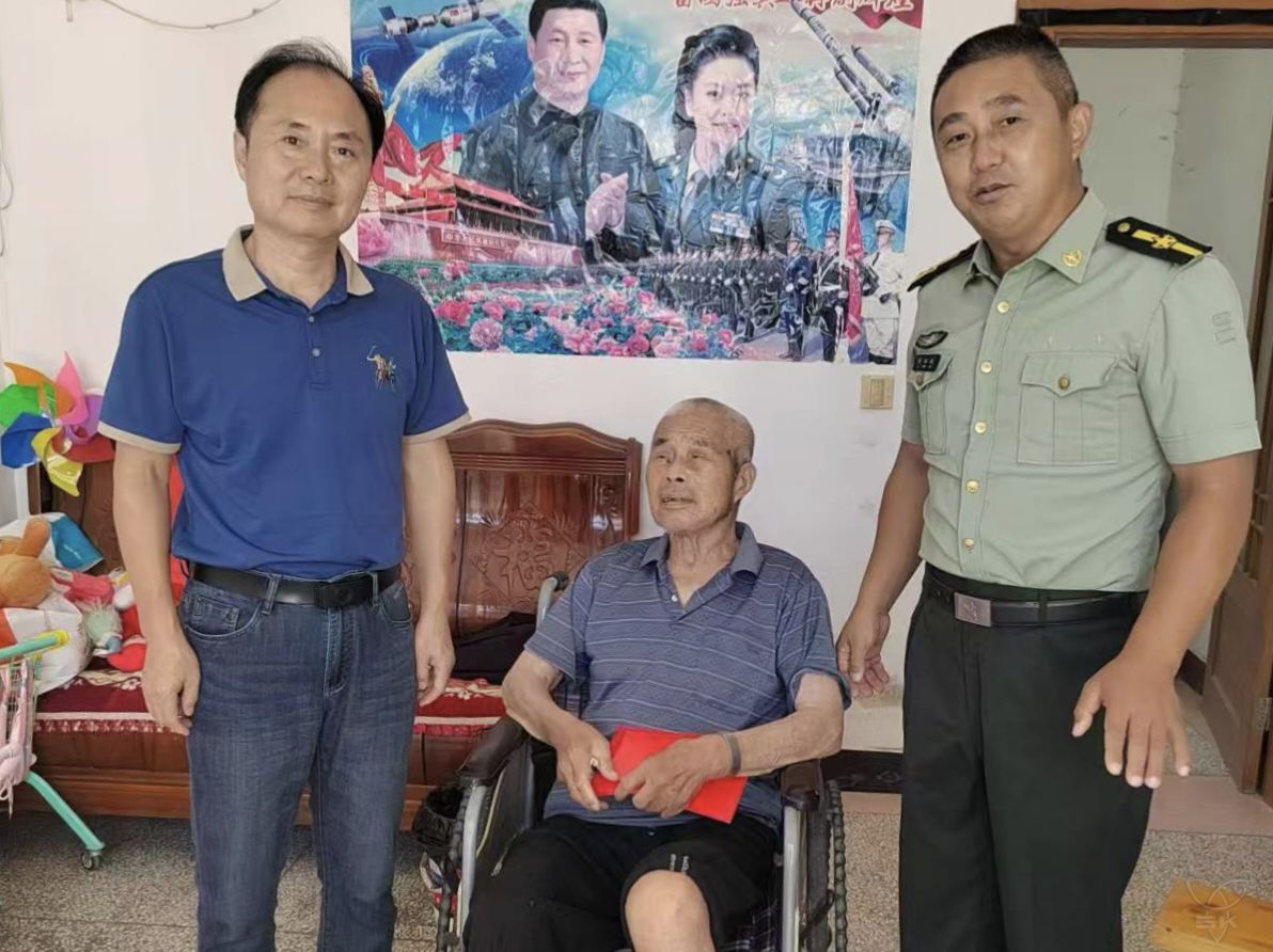 淮安區(qū)退役軍人事務(wù)局來農(nóng)場(chǎng)公司走訪慰問